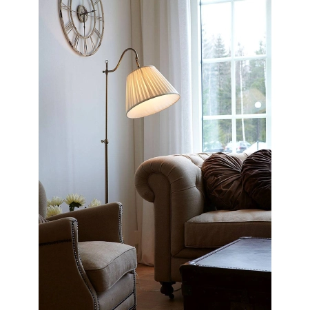 Klasyczna lampa podłogowa idealna do salonu 105921 z serii CHARLESTON 3